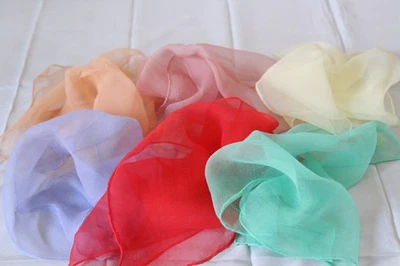 Spieltücher 6 bunte Seidentücher Set Kreativ aus Chiffon Seide Handarbeit - Bild 1 von 4