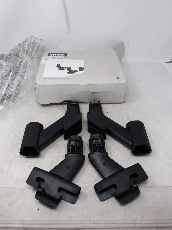Thule Sleek Adapter Kit for Sibling Seat Bassinet & Car Seats 11000326