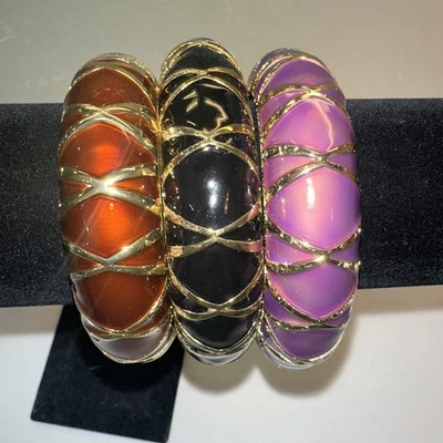 Pulseras brazalete KJL Amy, negras y marrones $60 cada una Foto 1 de 4