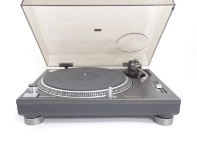 Technics SL-1200MK4 Turntable Quartz Direct Drive SL1200MK4 - Image 1 of 4
