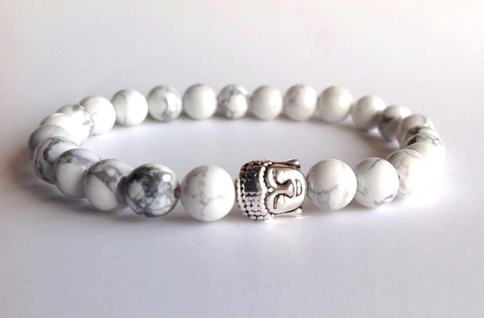Herren Damen Howlit Edelstein Tibet Silber Buddha Perlen Schmuck Stretch Armband - Bild 1 von 1