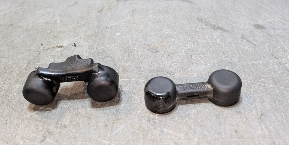 Protector de tanque cubierta de goma superior para montaje del motor Honda NX650 izquierda derecha Foto 1 de 2