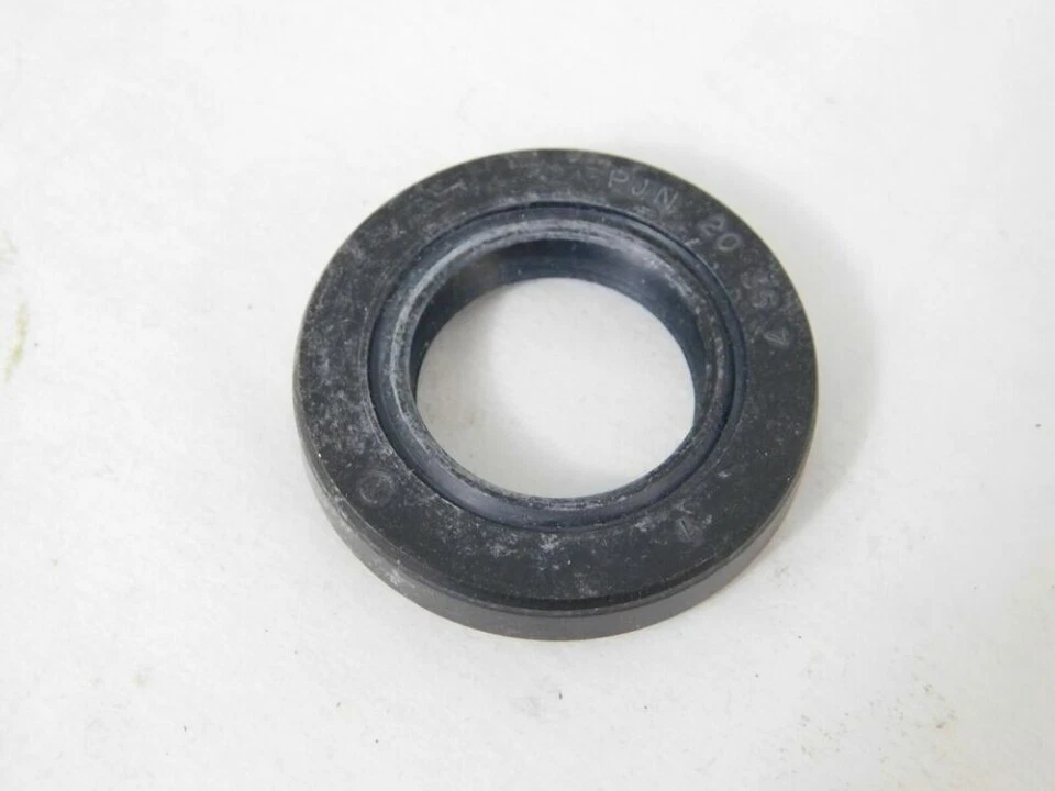 Vedação de óleo 1979-1983 KAWASAKI KX KDX KX80 KDX80 20x35x7 NOS OEM 654A203507 - Imagem 1 de 4