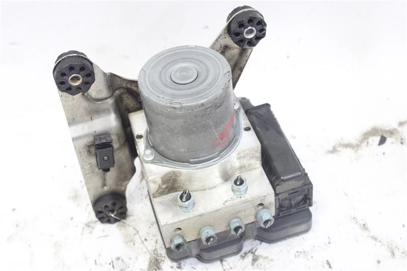 Used ABS Pump and Motor Assembly fits: 2014 Bmw 650I Assembly dynamic stability Foto 1 de 4