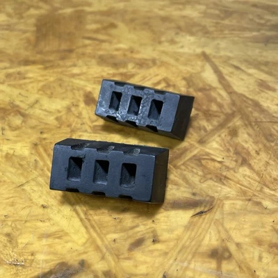 SUZUKI GSF 600 BANDIT GSF600 MK2 TANQUE CAUCHOS TRASERO 2001 - 2005 Foto 1 de 4