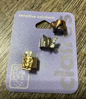 Conjunto de brincos de metal Claire’s mix coração de borboleta coruja joias - Imagem 1 de 4