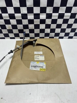 Cable de freno de estacionamiento Jeep CJ5 CJ7 1981-86 Scrambler RR nuevo fabricante de equipos originales Mopar J3239949 Foto 1 de 4