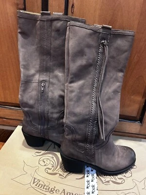 Nine west Womens Knee High Leather Boot Size 7 EUC with Box - Image 1 of 4