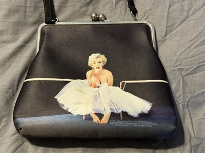 Marilyn Monroe Retro Kiss-Lock Shoulder Bag Vintage-Style Purse Black & White - Image 1 of 4