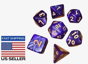 Set 7 dadi perla viola motivo perla con numeri oro dadi DND acrilico - Foto 1 di 6