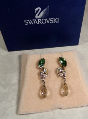 D35-42/  elegante Ohrhänger Ohrstecker von SWAROVSKI grüne u. weiße Kristalle - Bild 1 von 4