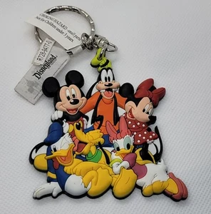 Disneyland Resort 3d Mickey & Friends keychain Mini Goofy Donald Daisy Pluto - Picture 1 of 7