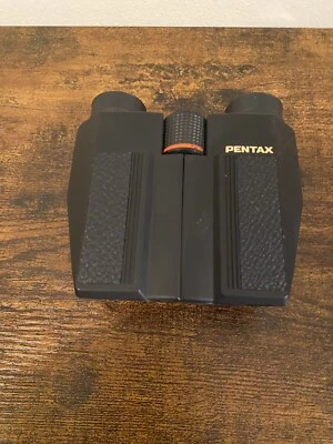 VINTAGE PENTAX BINOCULARS 8 X 24 UCF 6.5 DEGREE - Image 1 of 4