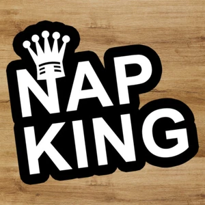 Pegatina de vinilo premium de alta calidad Nap King para botella coche portátil - Imagen 1 de 4