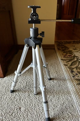 Davis & Sanford Model MBC/F-10 Aluminum Tripod - Used - Free Shipping - Image 1 of 4