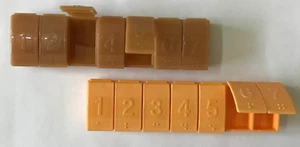 Tupperware Pillola 7 Giorni Vitamina Advil Keepers Braille Nuovo Set di 2 Abbronzatura Arancione - Foto 1 di 4