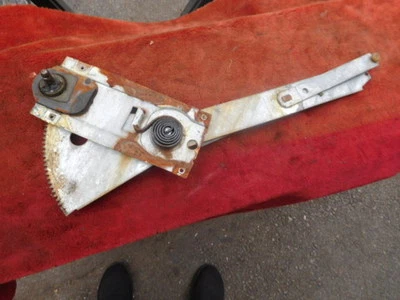 1961 1962 1963 1964 Cadillac Buick Oldsmobile Chevy 4 Door RF Window Regulator  - Image 1 of 3