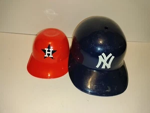Sports Memorabilia: Baseball Helmets New York Yankees, Houston Astros - Picture 1 of 2