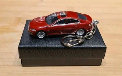 LLAVERO 1/72 MODELO DIECAST COCHE JAGUAR XF Foto 1 de 4