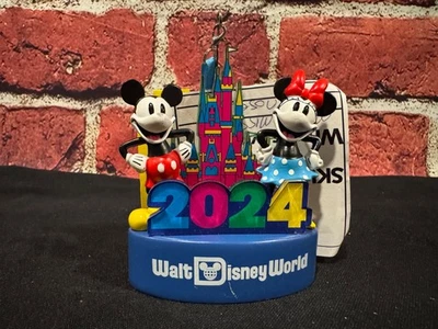 Mickey and Minnie 2024 Walt Disney World Figural Light-up Ornament MOS/READ!! n3 - Image 1 of 4