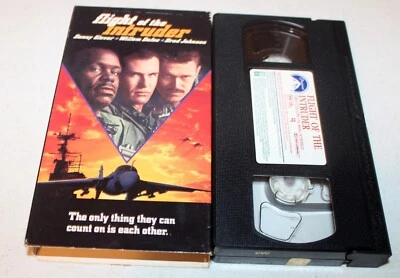 Flight of the Intruder (VHS, 1990) Danny Glover, Willem Dafoe, Brad Johnson - Image 1 of 2