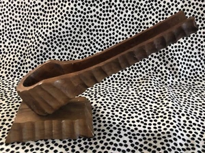 Hand Carved Wooden Pipe Cigar Footed Rest - Picture 1 of 6