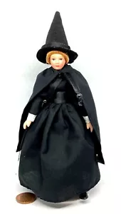 Dolls House Witch In A Black Dress With A Cape 1:12 Scale Miniature S2 tumdee - Picture 1 of 2