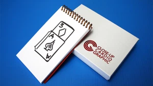 CLOSE UP CARDIOGRAPHIC GIMMICKS & ONLINE INST. BY MARTIN LEWIS RISING CARD TRICK - Picture 1 of 1