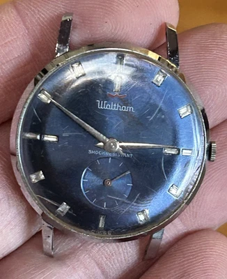 Vintage Men’s Waltham Mechanical Wind Watch 34.5mm Blue Dial Running - Image 1 of 4