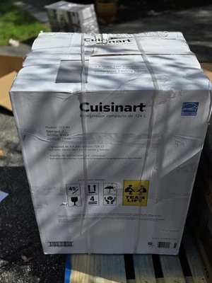 FRIGORÍFICO COMPACTO CUISINART 4,4 PIES CÚBICOS Nuevo En Caja Foto 1 de 2