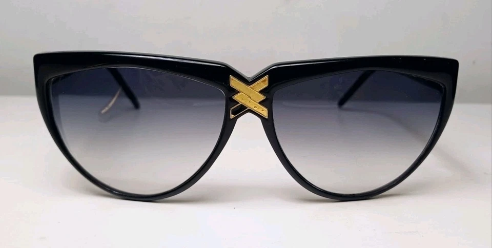 Gafas de sol LAURA BIAGIOTTI vintage años 80 hechas en Italia moda gafas  Foto 1 de 4