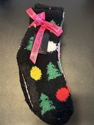 Calcetines difusos Betsey Johnson - Juego de 4 - Diseños navideños Foto 1 de 4