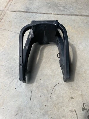 Suzuki GSXR 750 2004 basculante en excelente estado recto Foto 1 de 4