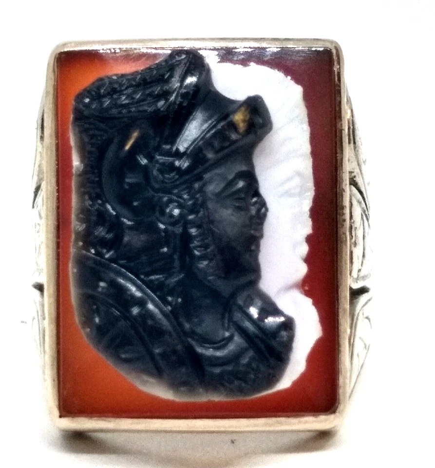 10K, Men's, White Gold Carnelian Ring with Double Soldiers in Alabaster and Onyx - Image 1 of 4