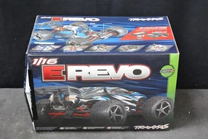 TRAXXAS 71054-8 EREVO BRUSHED 1/16-Scale 4WD Stadium Truck 2 - Bild 1 von 4