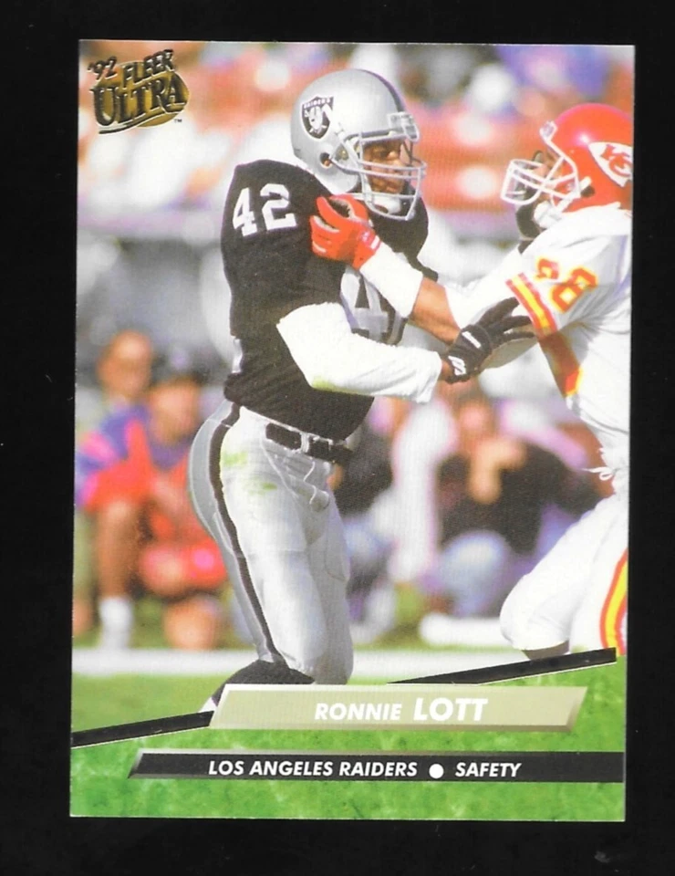 1992 Fleer Ultra Ronnie Lott Los Angeles Raiders #195 - Image 1 of 1