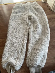 River Island Womens UK Size 8 White Fleece Loungewear Trousers (NEW) - Picture 1 of 3