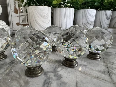 ANTHROPOLOGIE Juego de 11 (10+ un repuesto) perillas de cristal transparente tiradores Foto 1 de 4