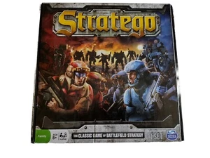 Stratego The Classic Game of Battlefield Strategy Complete in Box Spin Master - Picture 1 of 9
