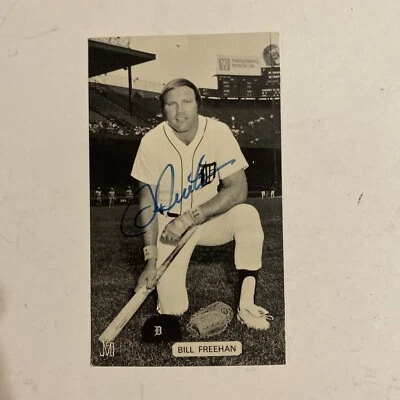 Bill Freehan  JD McCARTHY POSTCARD DETROIT TIGERS 1968 AUTOGRAPHED JSA COA - Image 1 of 4