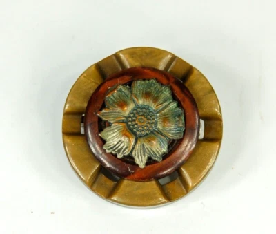 Broche Floral Mujer Pin Metal Sobre Plástico Marrón Redondo Capas 1.5 Pulgadas Foto 1 de 4