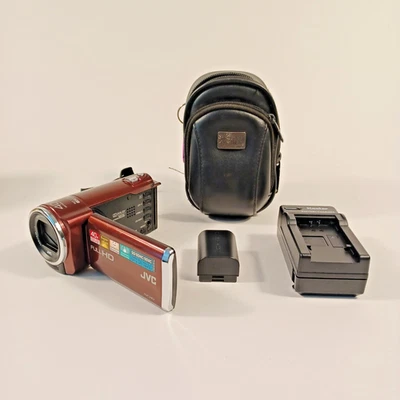 DARK RED JVC EVERIO GZ-E10RU HD Camcorder w/ Bag, Battery, 8 GB SD & Charger - Image 1 of 4