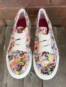 Blowfish Malibu Girls Multicolor WildHeart Floral Slip on Canvas Shoes Size 4 - Picture 1 of 11