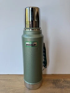 Vintage Aladdin Stanley Green Vacuum Bottle Thermos A-944DH Quart Made in USA - Picture 1 of 9