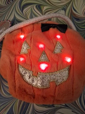 Cartera de calabaza Lite-Up pequeña con cremallera nueva con etiquetas por Mud Pie Foto 1 de 4