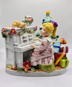 Vintage Christmas Piano Music Box Have Yourself a Merry w Girl Cat Lefton Yamada - Picture 1 of 20