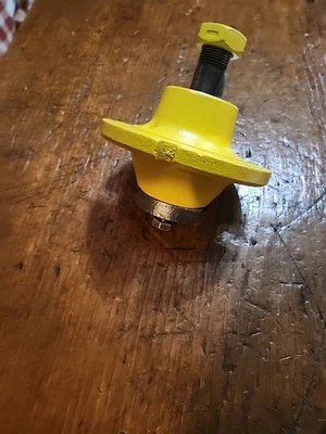 USA ORIGINAL JOHN DEERE 400 420 430 60" DECK SPINDLE  AM35305 / M88295 - Image 1 of 4