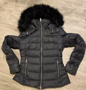 ❌ZARA Steppjacke S 36 Feder Kurz Schwarz Kapuze Kunstfell abnehmbar GEBRAUCHT - Bild 1 von 14