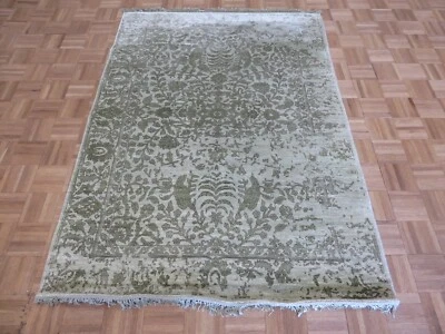 4'7 x 6'6 Hand Knotted Gray Broken Design Oriental Rug With Silk G15323 - Image 1 of 4