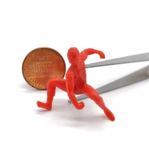 Authentic 2014 Marvel Spider Man 1" Mini Figure Iconic Pose PVC Collectible Toy - Picture 1 of 1